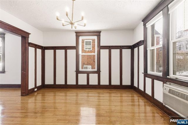 428 Lawton Avenue, Cliffside Park, NJ 07010