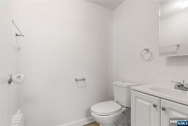 428 Lawton Avenue, Cliffside Park, NJ 07010