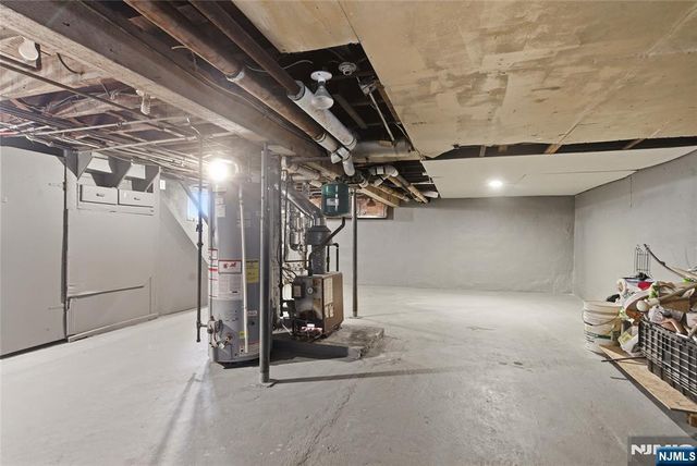 428 Lawton Avenue, Cliffside Park, NJ 07010