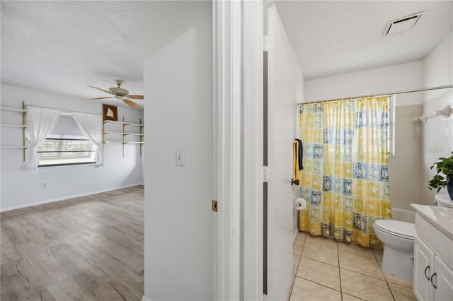 98 DRIFTING SANDS DRIVE, Venice, FL 34293