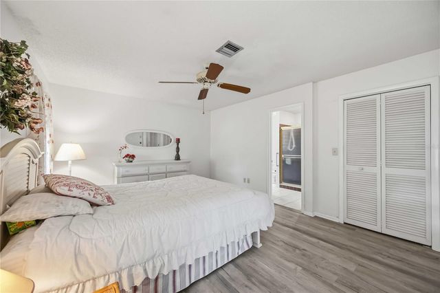 98 DRIFTING SANDS DRIVE, Venice, FL 34293
