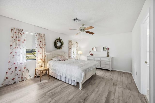 98 DRIFTING SANDS DRIVE, Venice, FL 34293