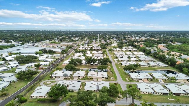 98 DRIFTING SANDS DRIVE, Venice, FL 34293