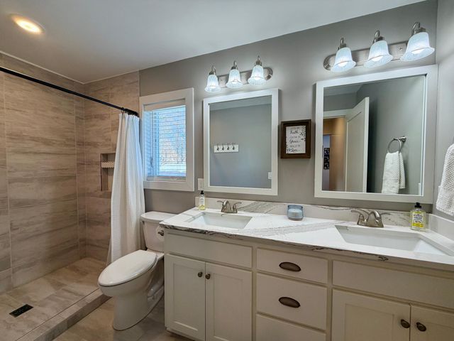 301 Dale Street SW, Hutchinson, MN 55350