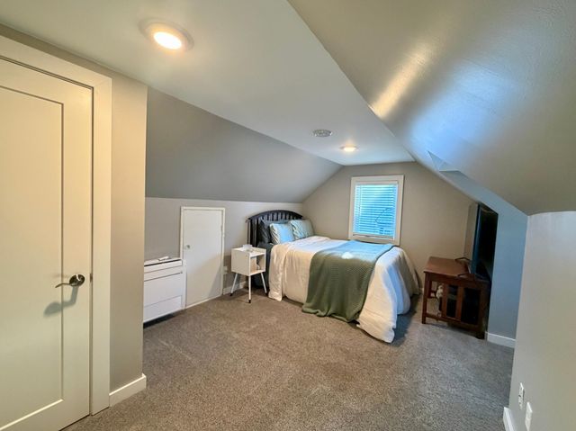 301 Dale Street SW, Hutchinson, MN 55350