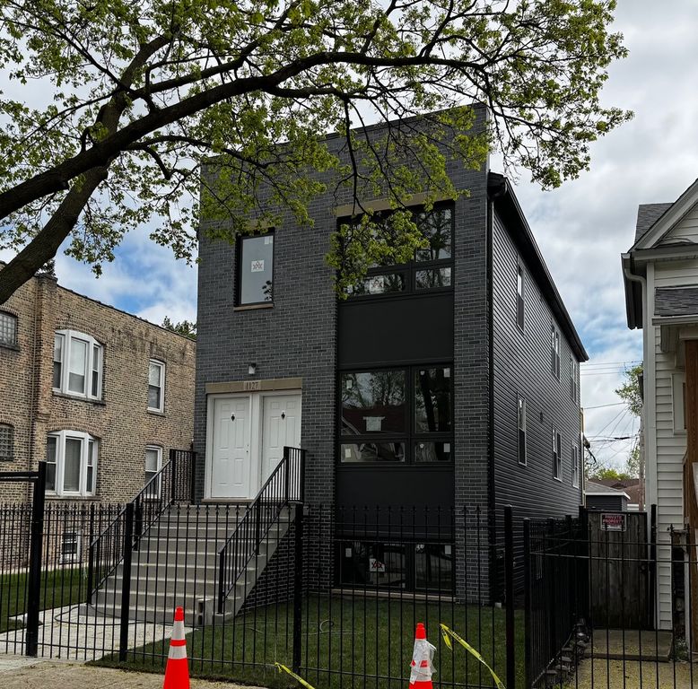 703 N Homan Avenue, Chicago, IL 60624
