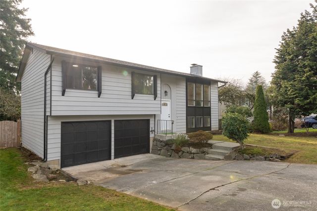 3524 200th Place SW, Lynnwood, WA 98036