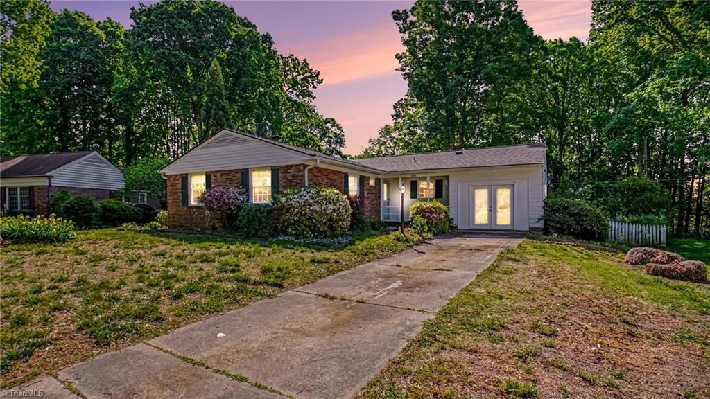 2321 Killarney Drive, Greensboro, NC 27406