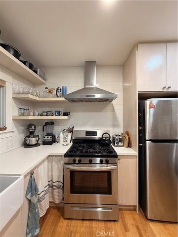 521 Meridian Terrace, Los Angeles, CA 90042