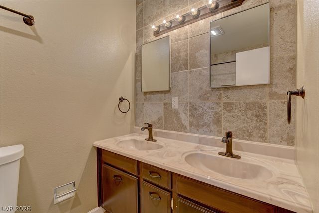 3896 Acapulco Avenue, Las Vegas, NV 89121