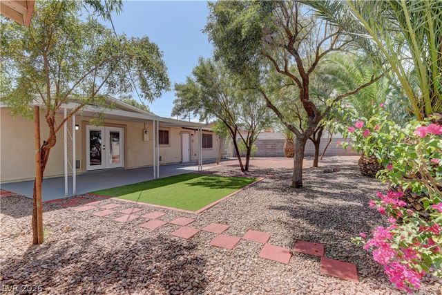 3896 Acapulco Avenue, Las Vegas, NV 89121