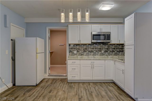 3896 Acapulco Avenue, Las Vegas, NV 89121