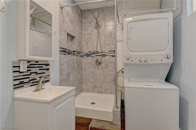 3896 Acapulco Avenue, Las Vegas, NV 89121