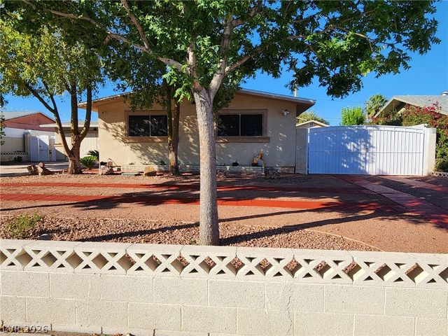 3896 Acapulco Avenue, Las Vegas, NV 89121