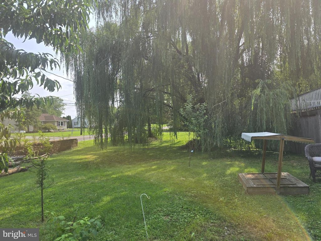 970 VALLEY LN, POTTSTOWN, PA 19464 — photo 5