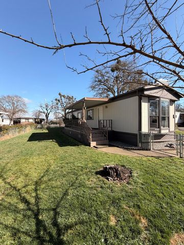 6850 Downing Road SPC 7, Central Point, OR 97502