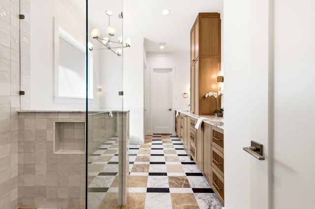 6726 Park Lane, Dallas, TX 75225