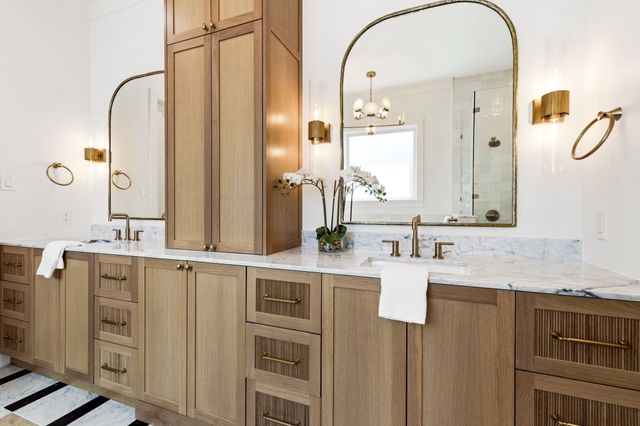 6726 Park Lane, Dallas, TX 75225