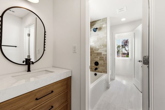 6726 Park Lane, Dallas, TX 75225