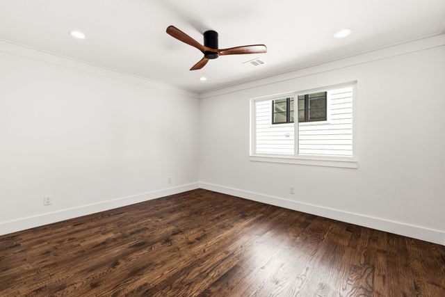 6726 Park Lane, Dallas, TX 75225