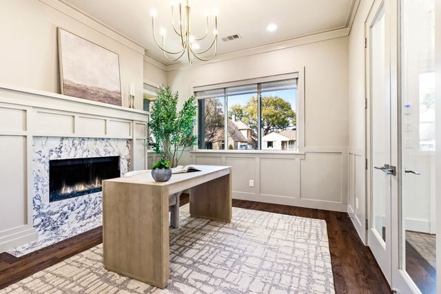 6726 Park Lane, Dallas, TX 75225