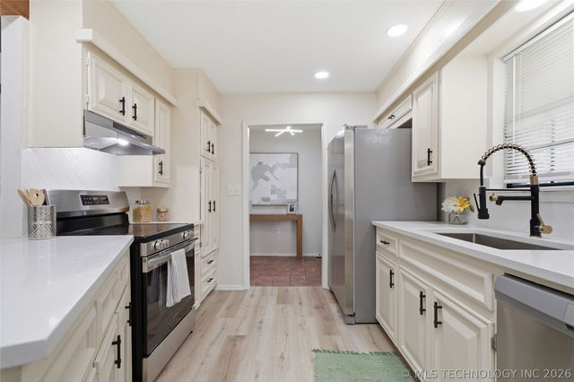 3045 W 78th Street, Tulsa, OK 74132