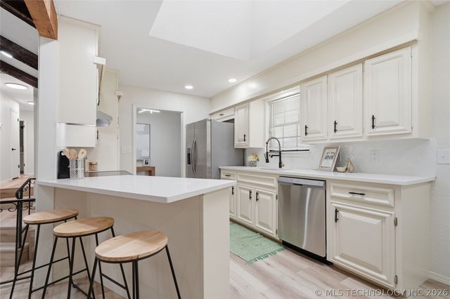 3045 W 78th Street, Tulsa, OK 74132