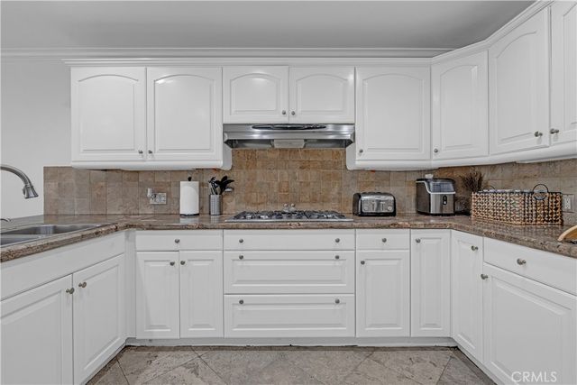 2120 Capuchin Way, Claremont, CA 91711