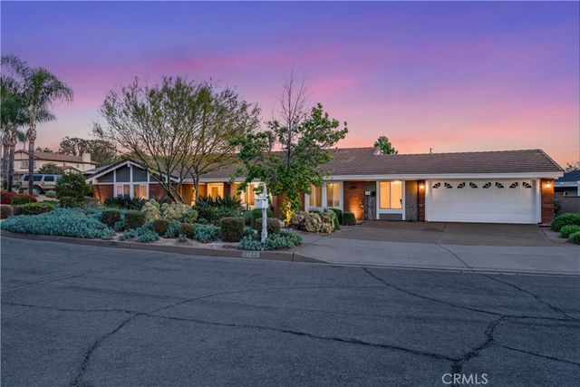 2120 Capuchin Way, Claremont, CA 91711