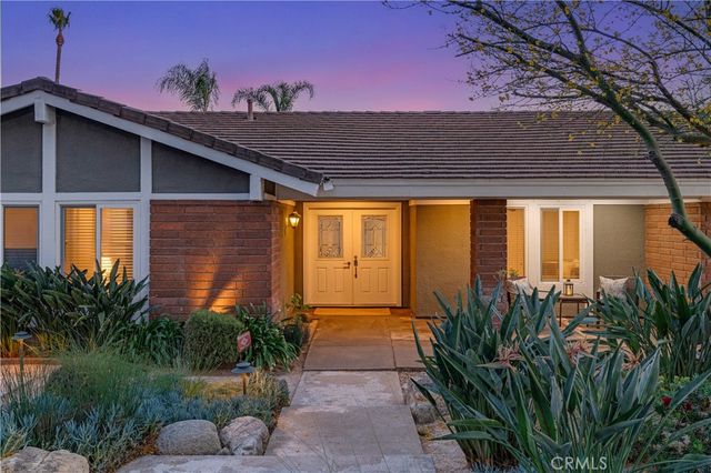 2120 Capuchin Way, Claremont, CA 91711