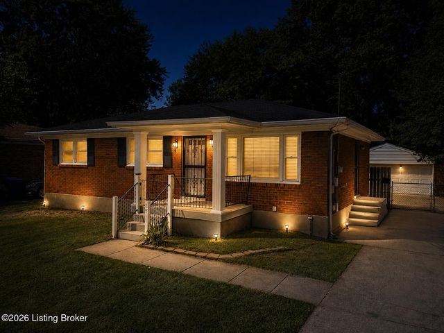 3511 Pinecroft Dr, Louisville, KY 40219