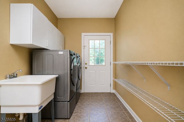 30 Rue Chagall, Franklin Twp., NJ 08873