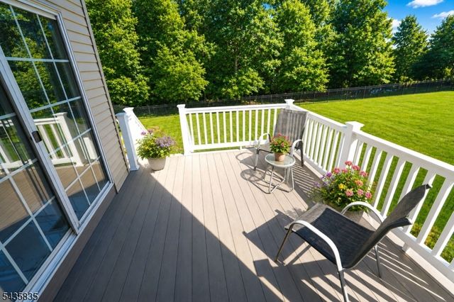 30 Rue Chagall, Franklin Twp., NJ 08873