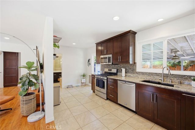 3458 Stevely, Long Beach, CA 90808