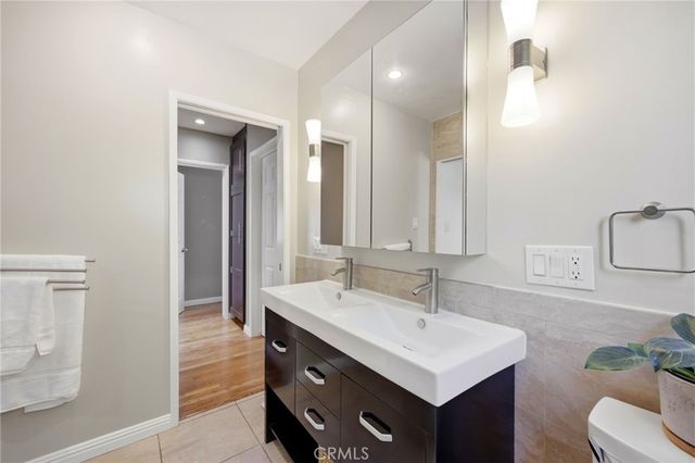 3458 Stevely, Long Beach, CA 90808