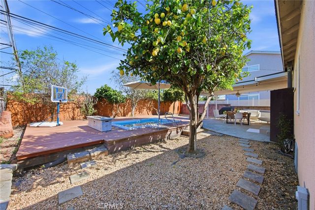 3458 Stevely, Long Beach, CA 90808