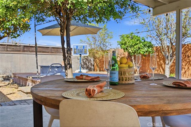 3458 Stevely, Long Beach, CA 90808