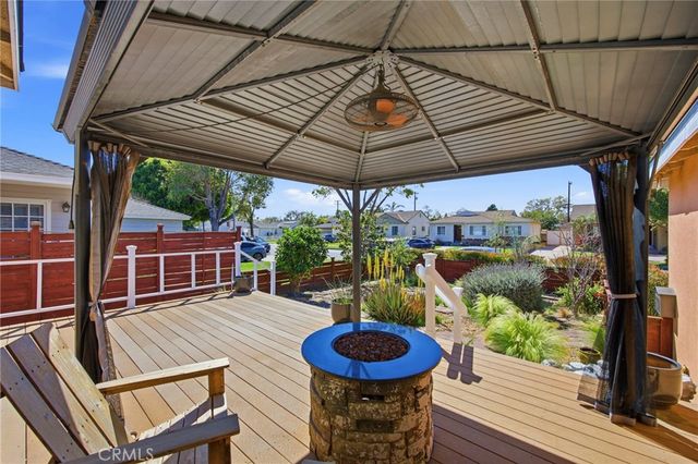 3458 Stevely, Long Beach, CA 90808