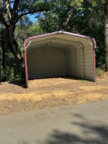 670 Stone House Rd, Auburn, CA 95603