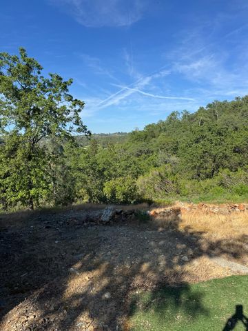 670 Stone House Rd, Auburn, CA 95603