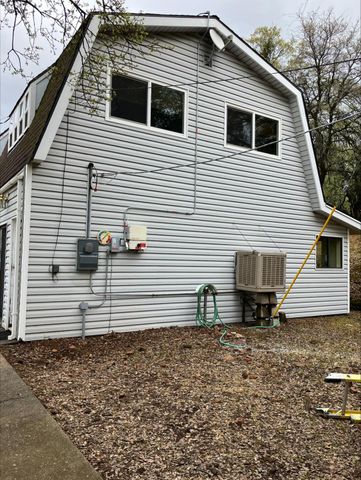 670 Stone House Rd, Auburn, CA 95603