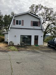 670 Stone House Rd, Auburn, CA 95603