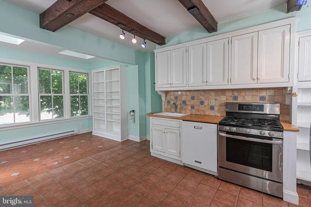 2805 MAIN ST, Lawrenceville, NJ 08648