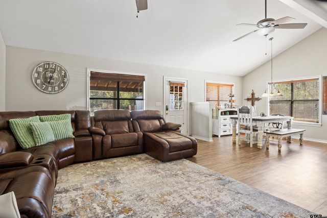 290 County Road 2220, Pittsburg, TX 75686