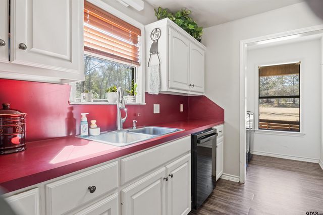 290 County Road 2220, Pittsburg, TX 75686