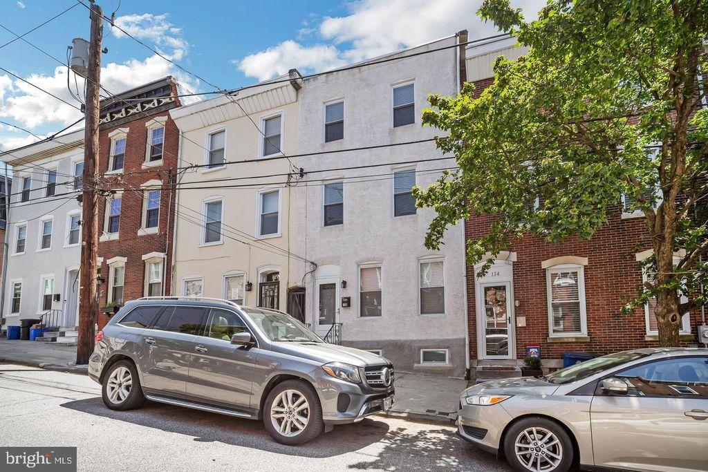 126 RIPKA ST, Philadelphia, PA 19127