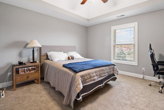 9108 Zinnia Drive, St. John, IN 46373