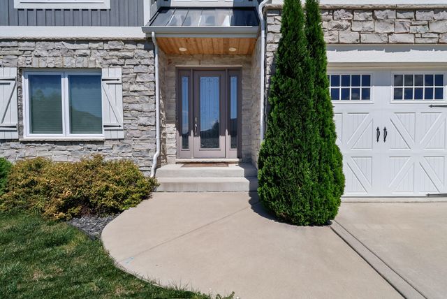 9108 Zinnia Drive, St. John, IN 46373