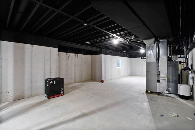 9108 Zinnia Drive, St. John, IN 46373