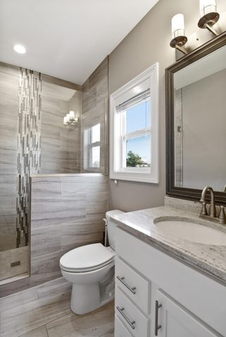 9108 Zinnia Drive, St. John, IN 46373